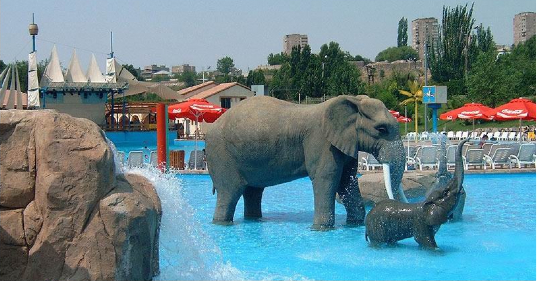 پارک آبی ارمنستان-شرکت هواپیمایی پاژسیر مجری تورهای اقساطی از مشهد