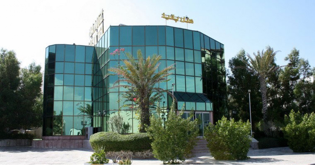 هتل 2 ستاره پانیذ در کیش - شرکت آژانس هواپیمایی پاژسیر مجری تورهای اقساطی از مشهد