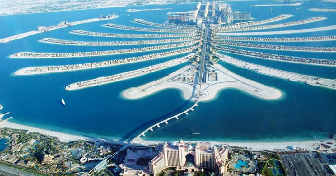 جزایر پالم جمیرا دبی از بهترین دیدنیهای دبی - شرکت هواپیمایی پاژسیر مجری تورهای اقساطی از مشهد