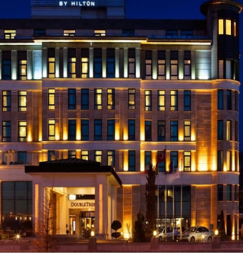 رزرو هتل های وان (ترکیه ) شرکت هواپیمایی پاژسیر مجری تور های اقساطی