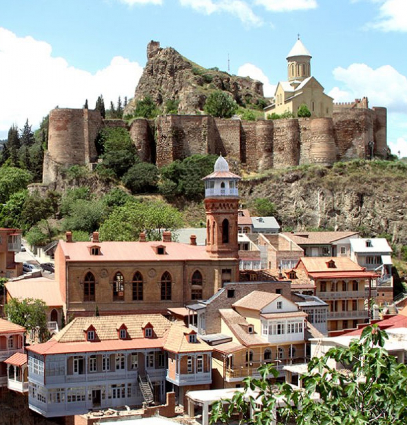 تور فوق العاده تفلیس - شرکت هواپیمایی پاژسیر مشهد مجری تورهای اقساطی از مشهد