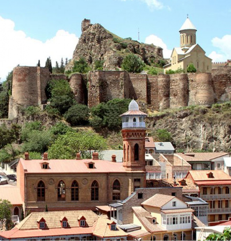 آفر تور تفلیس از تهران جمعه 17 اسفند 4 روزه - شرکت هواپیمایی پاژسیر مجری تورهای اقساطی از مشهد