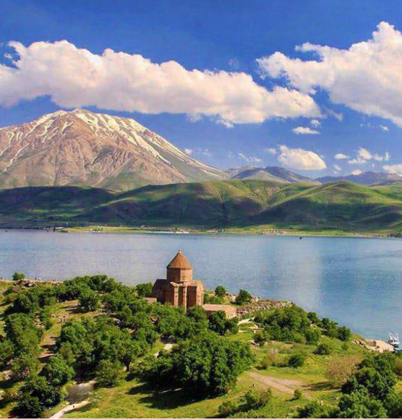 تور زمینی وان ترکیه از تبریز - شرکت هواپیمایی پاژسیر مجری تورهای اقساطی از مشهد