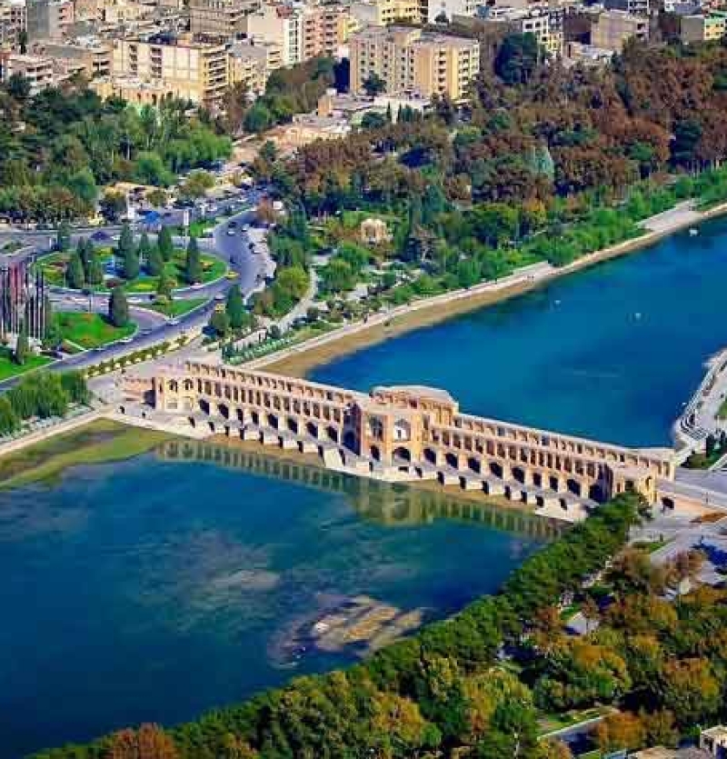 تور اصفهان خرداد1404 از مشهد شرکت هواپیمایی پاژسیر مجری تورهای اقساطی از مشهد