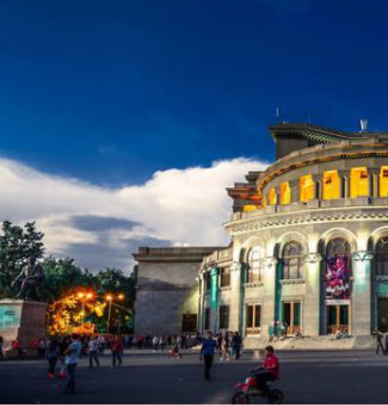 تور ارمنستان از تهران (اقساط دلخواه ) شرکت هواپیمایی پاژسیر مجری تور های اقساطی