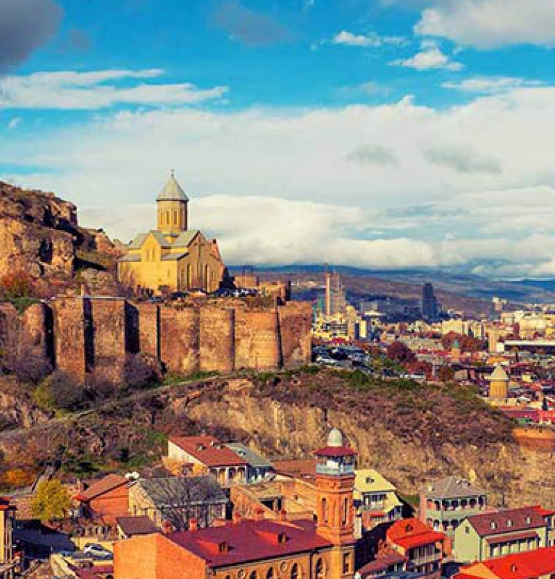 تور گرجستان از تهران- مشهد (اقساط دلخواه) شرکت هواپیمایی پاژسیر مجری تور های اقساطی